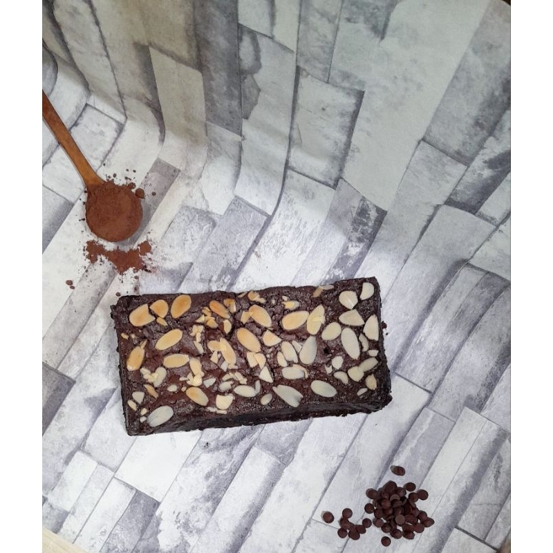 

Fudgy Brownies (Brownies Panggang) uk. 22×10