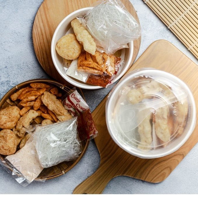 

CIOMY Cuanki Instan Non MSG Chicken Cheese Cup Spicy Reguler Lite Tahu Lidah Kering Besar kecil viral rasa Kari suir ayam