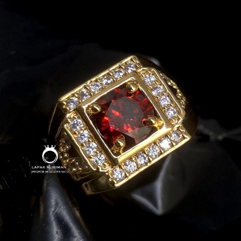 Cincin Pria Warna Kuning Emas Diamond Ruby King Saphire