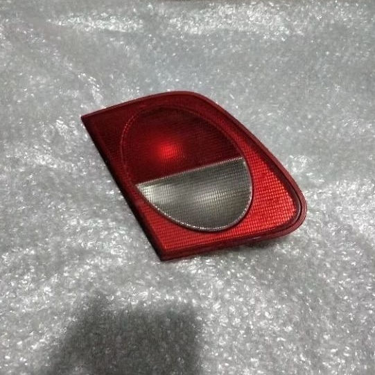 lampu bagasi mercy w210