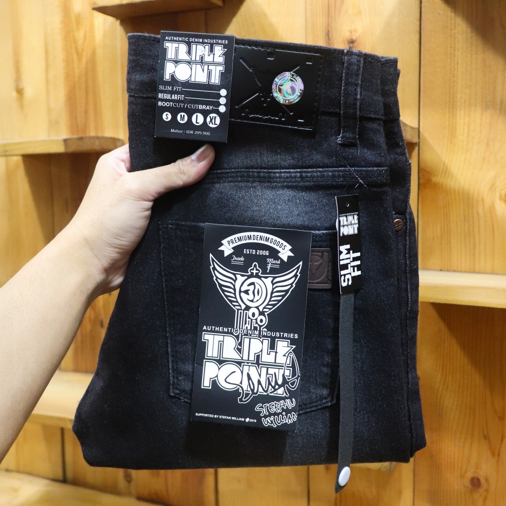 Celana Jeans Hitam Pria Slim Fit Triple Point Stretch Denim