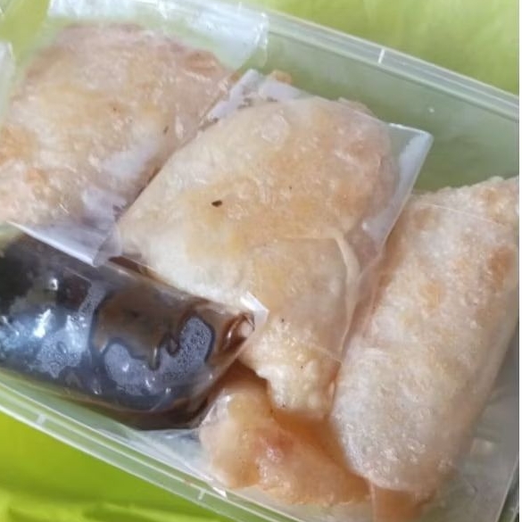 

Martabak Mie Madura 'Bihun Usus' + Sambal Petis (FROZEN)