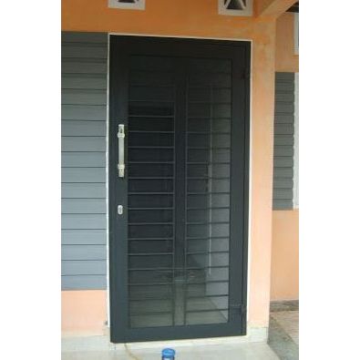 teralis besi pintu rumah