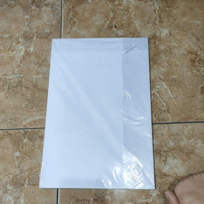 

kertas Hvs F4 sidu isi 20pcs