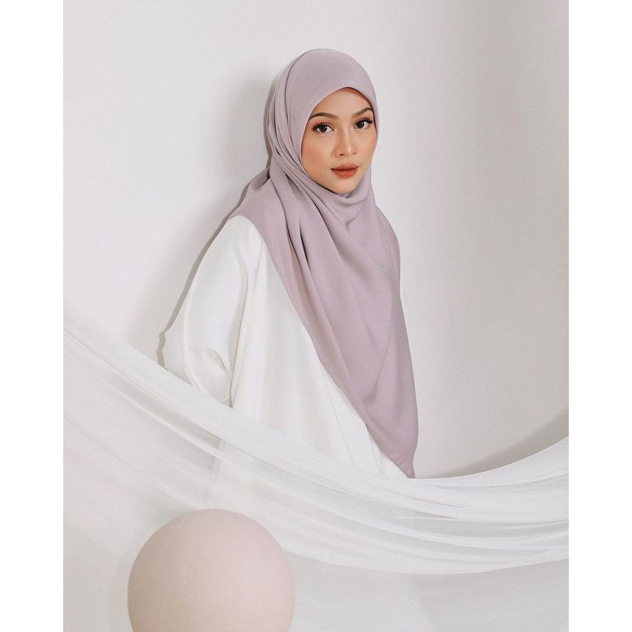 Hijab Segi Empat Bella Square Syari / Kerudung Syari Bella Square