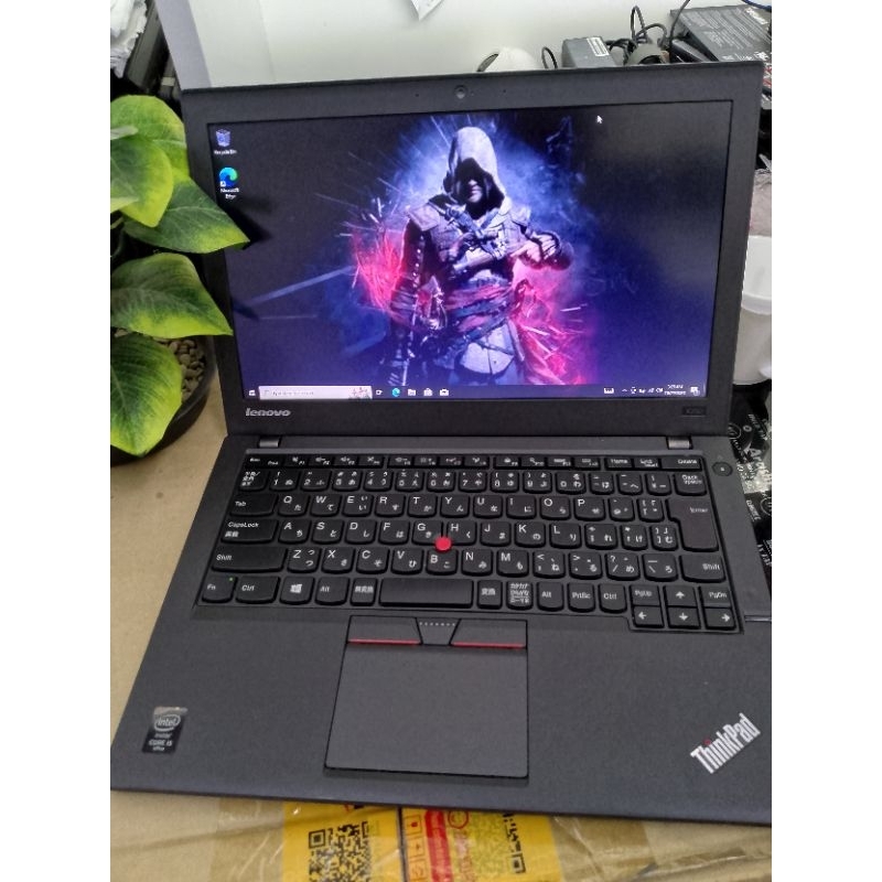 Lenovo thinkpad x250 i5 gen 5//ram 4gb//SSD 128gb