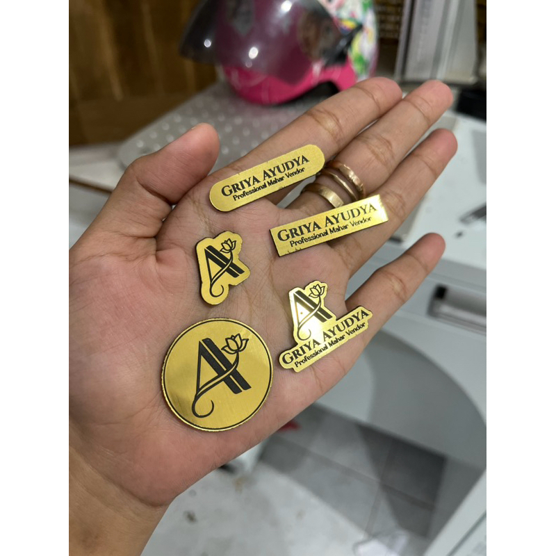 

LABEL SERAT GOLD KILAU untuk mahar hantaran label produk hijab baju seragam nametag