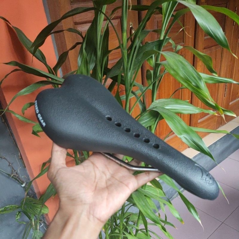 Sadel fixie gear sadel sepeda tipis mtb roadbike sepeda balap saddle jok sepeda