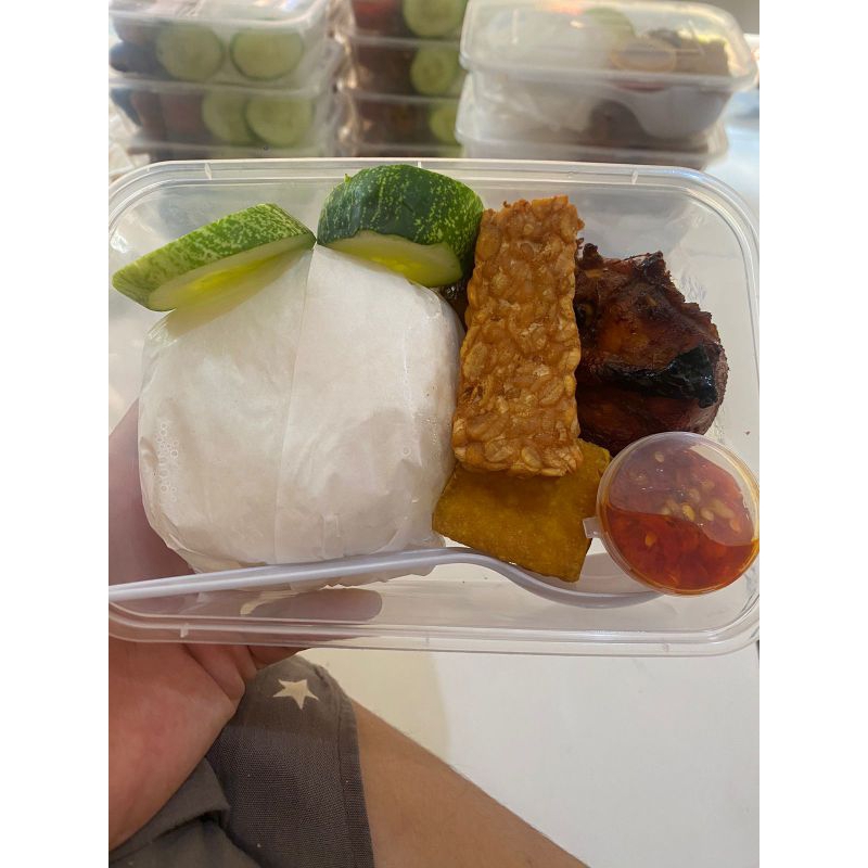 

Paket Nasi Ayam Bakar / Nasi Box / Jum'at Berkah
