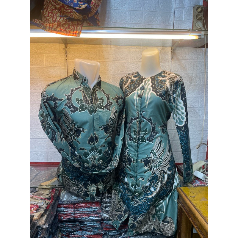 kemeja pria lengan panjang dan tunik wanita murah berbahan polmix nyaman di pakai dan tidak luntur.m