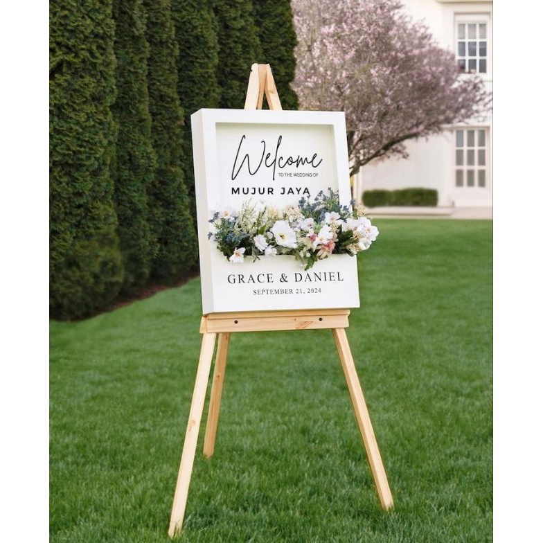 

KODE J8V 12cm STANDING KAYU JATI BLANDA TRIPOD PENYANGGA AKRILIK