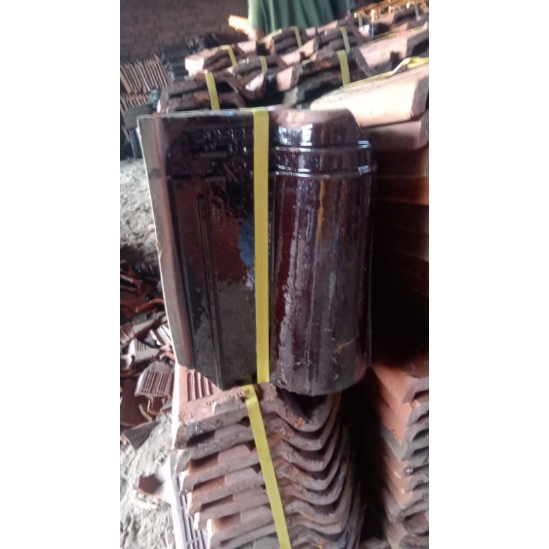 Genteng morando glazur 3000pcs dan wuwung 100pcs Jatiwangi