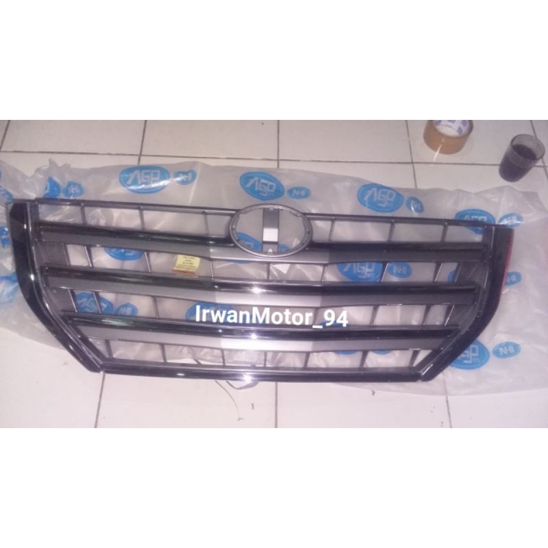 Gril depan Grand Innova 2014 2015 Barong