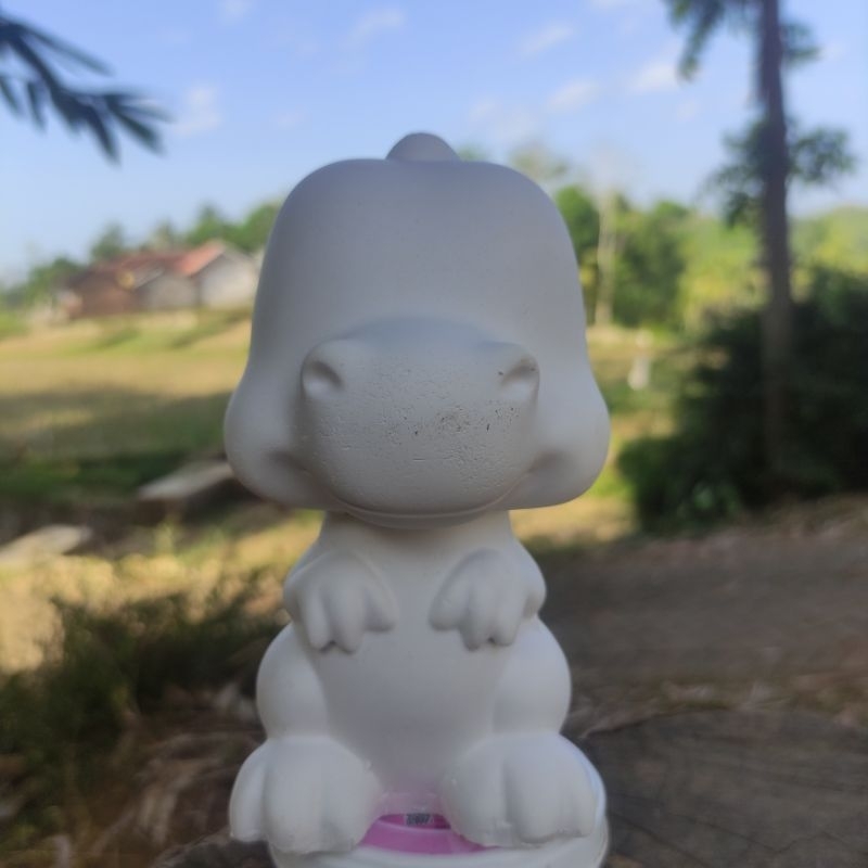 Patung gypsum lukis celengan Dinosaurus