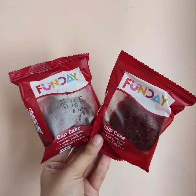 

Funday Cup cake red velvet