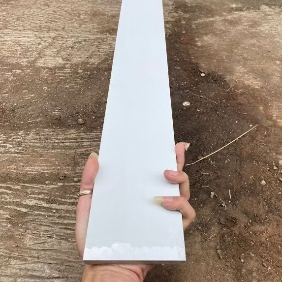 List plint granit 10x120 Putih polos