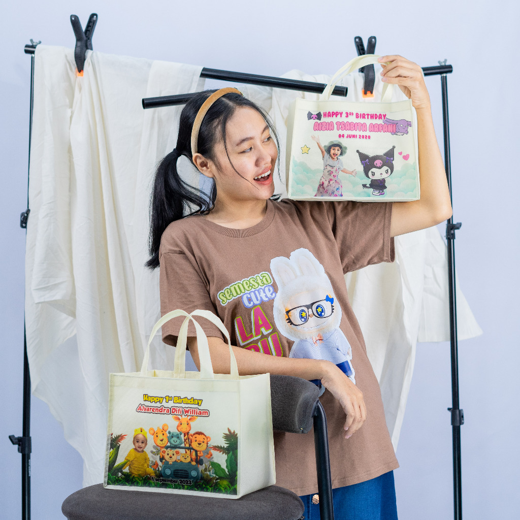 

Custom Tas Souvenir Ulang tahun / Bingkisan Souvenir Ultah Anak-anak