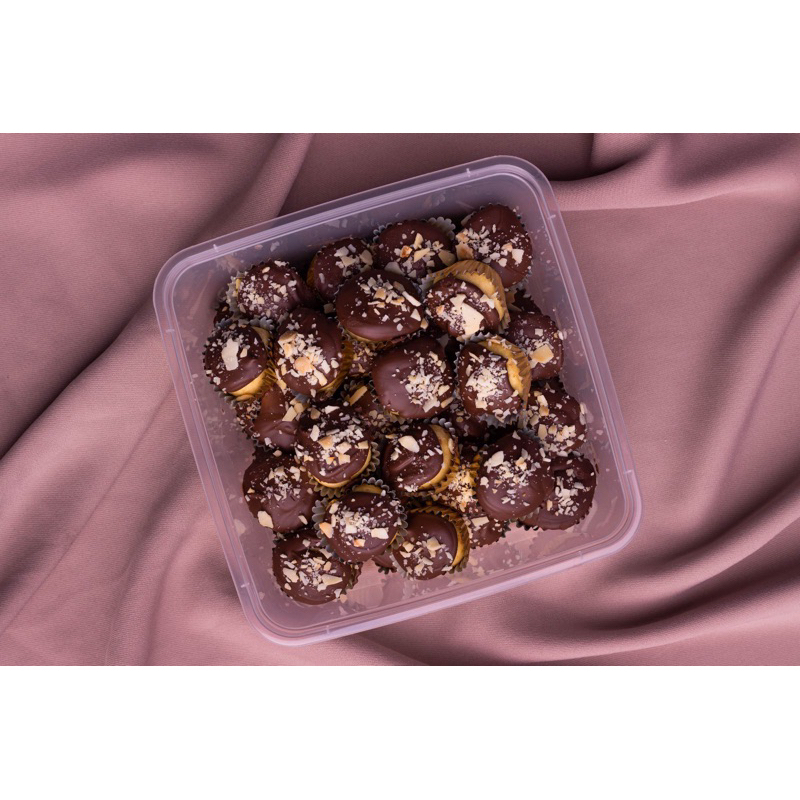 

Kue Almond Rocher / Almond Rocher Cookies uk. 500 gram