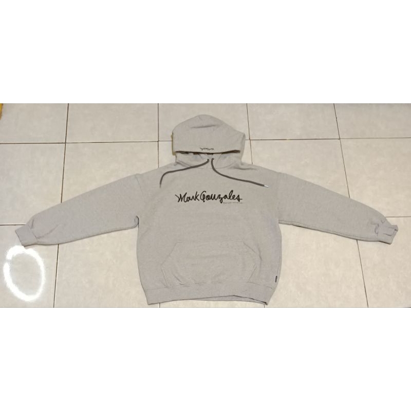 Hoodie Mark Gonzales