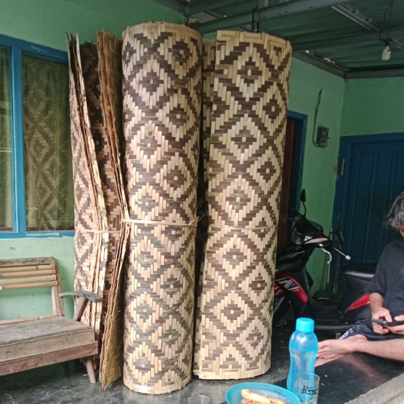 BILIK BAMBU, ANYAMAN BAMBU / GEDEG