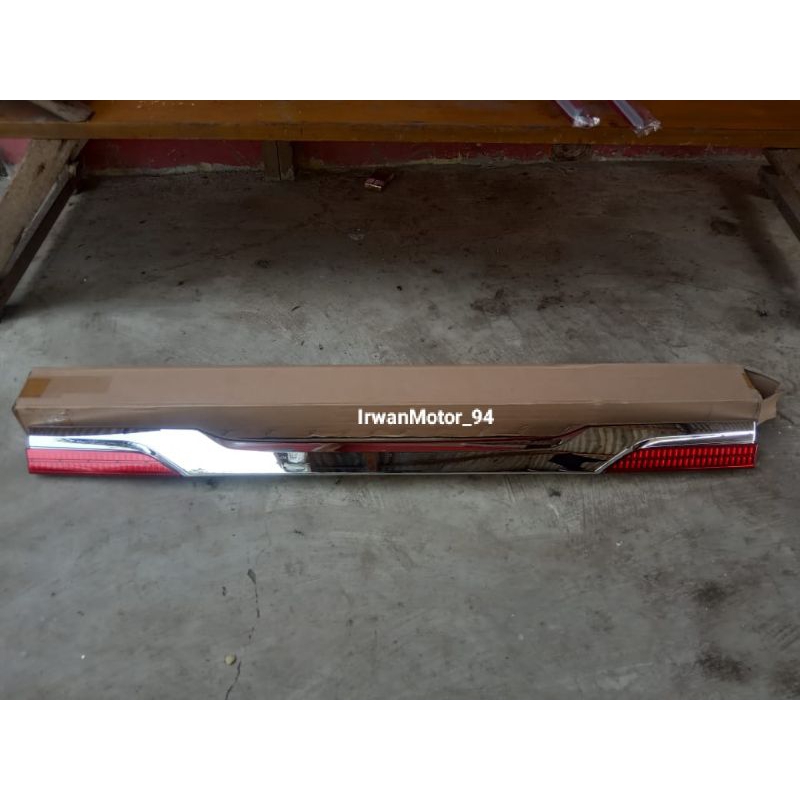 Trunk Lid Grand Innova 2014 2015 Barong