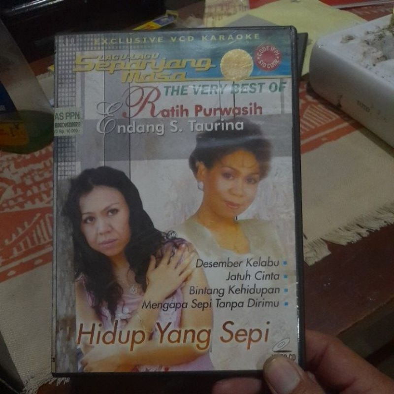 vcd karaoke lagu lagu sepanjang masa the very best of ratih purwasih&endang s. taurina (CD635)