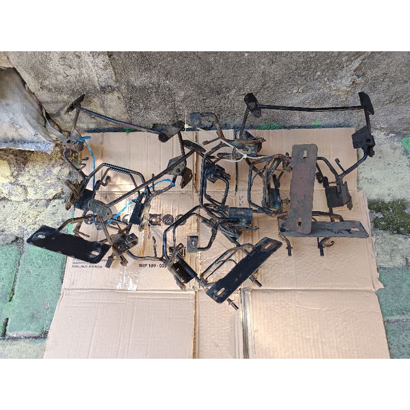 BREKET PECE PANGKON PECE TIREV