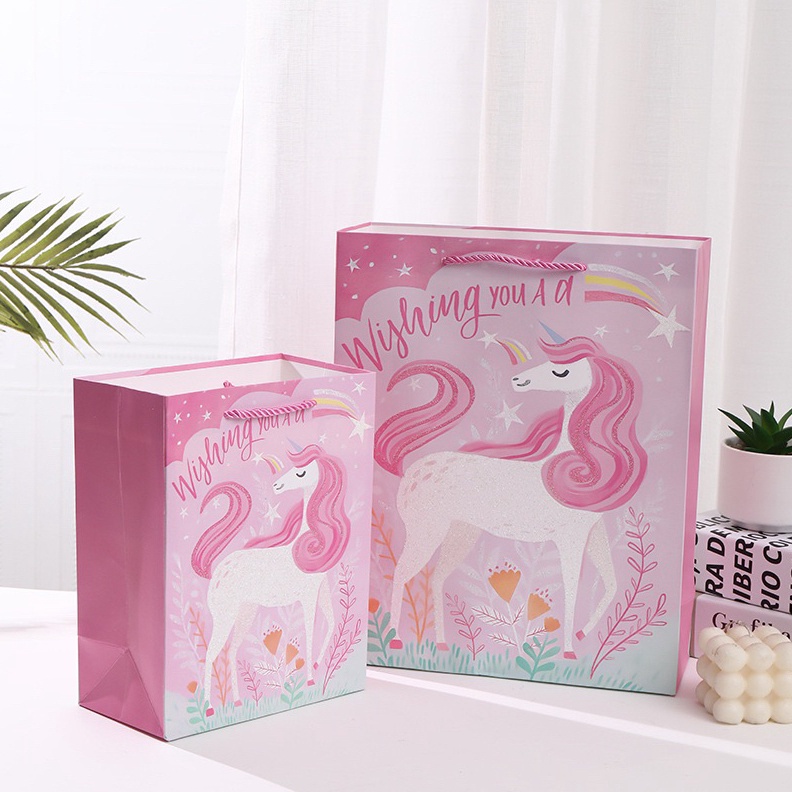 

Diskon 2 Unicorn Glitter Birthday Paper Bag Kantong Ultah Anak Dewasa Paperbag kantong hampers ultah A6