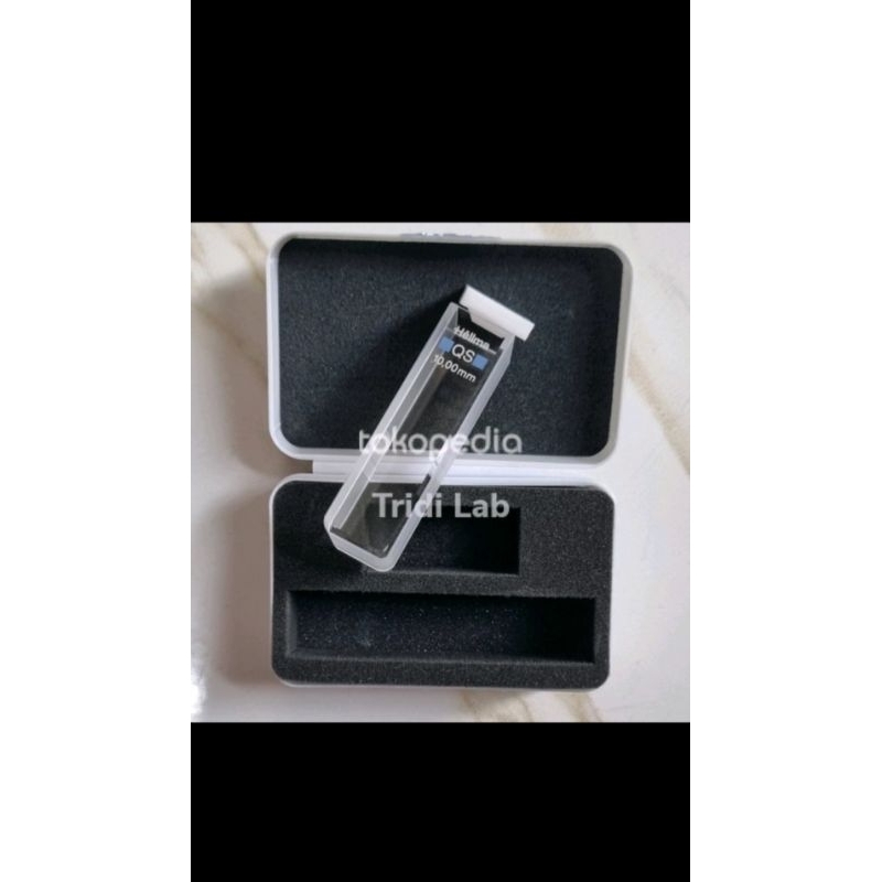 Hellma 1001040 Macro Cell Cuvette 10mm with Lid