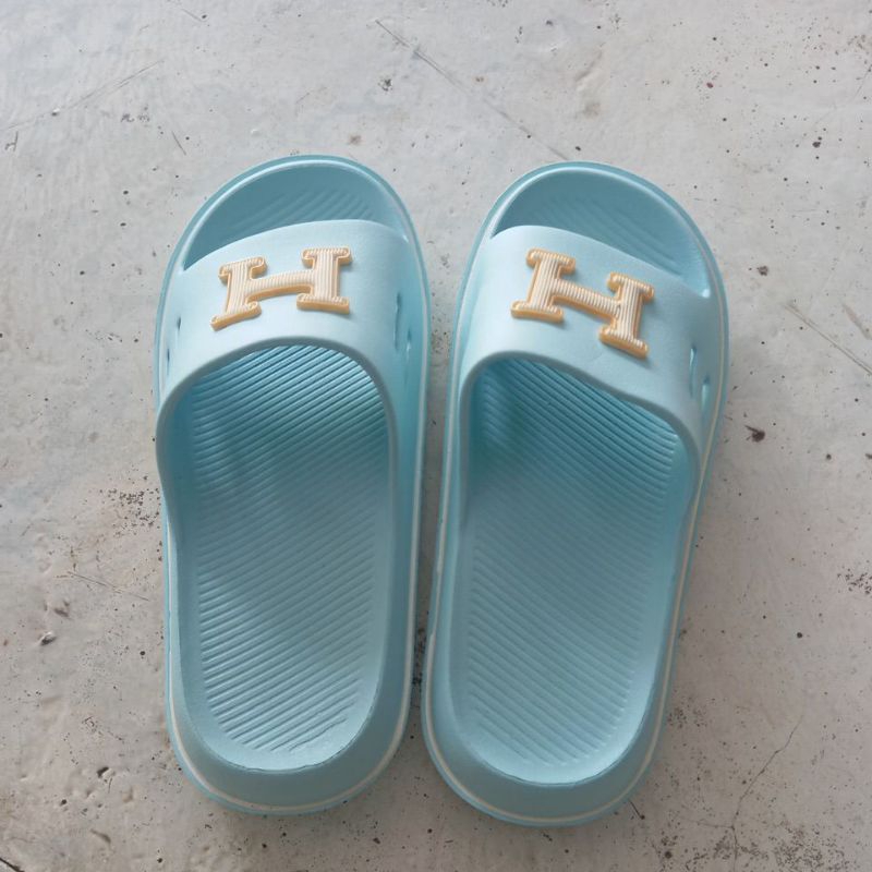 sandal H slop pria ukuran 38