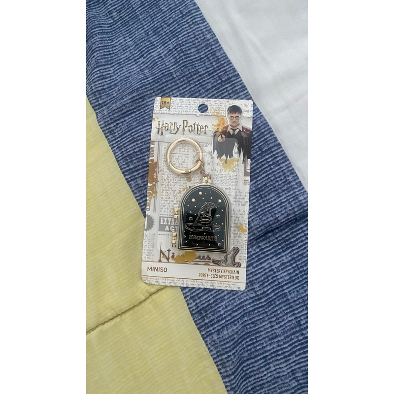 Harry Potter x Miniso x HARRY POTTER mystery keychain hogwarts gantungan kunci