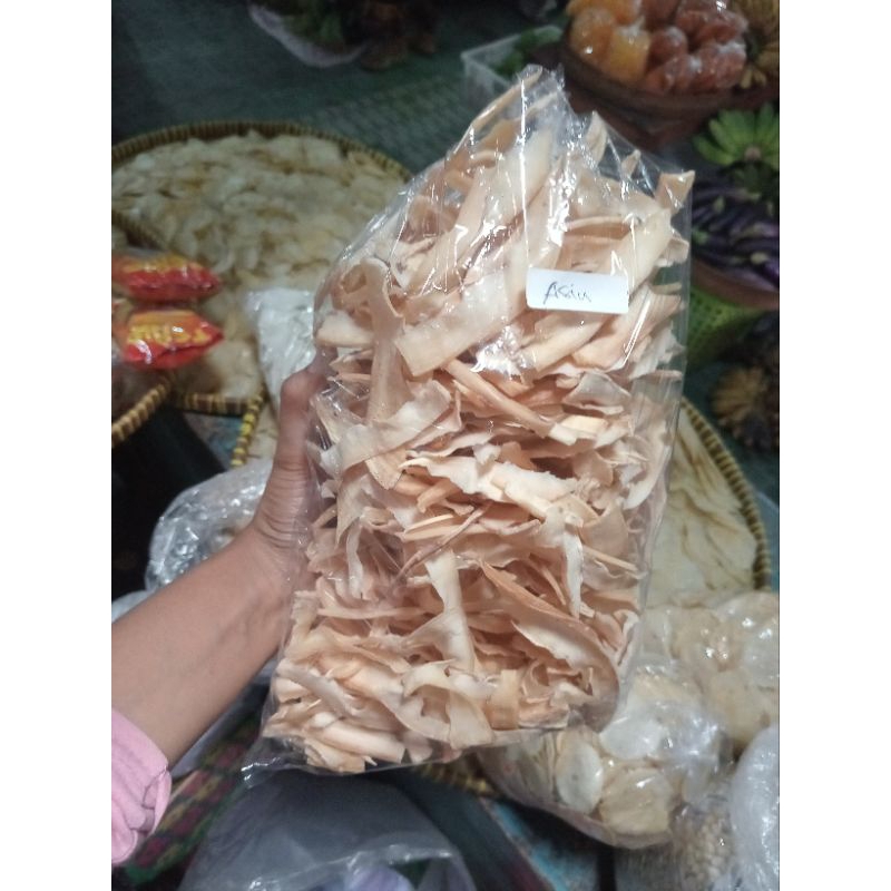 

Manggleng krupuk singkong rasa asin
