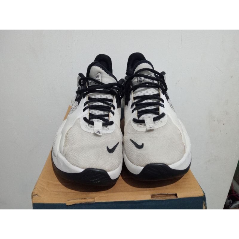 sepatu basket Nike PG 5 second