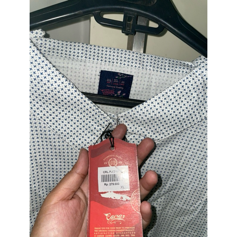 Blouse/kemeja wanita merk Caesar