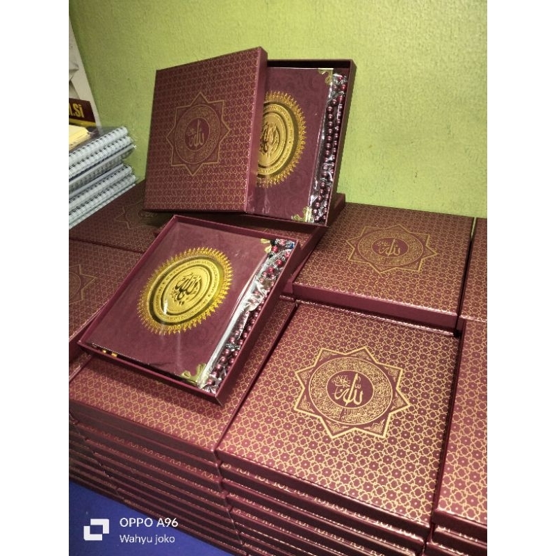 buku yasin dan tahlil hard cover beludru paket hard box dan tasbih hard box laminasi doff full color