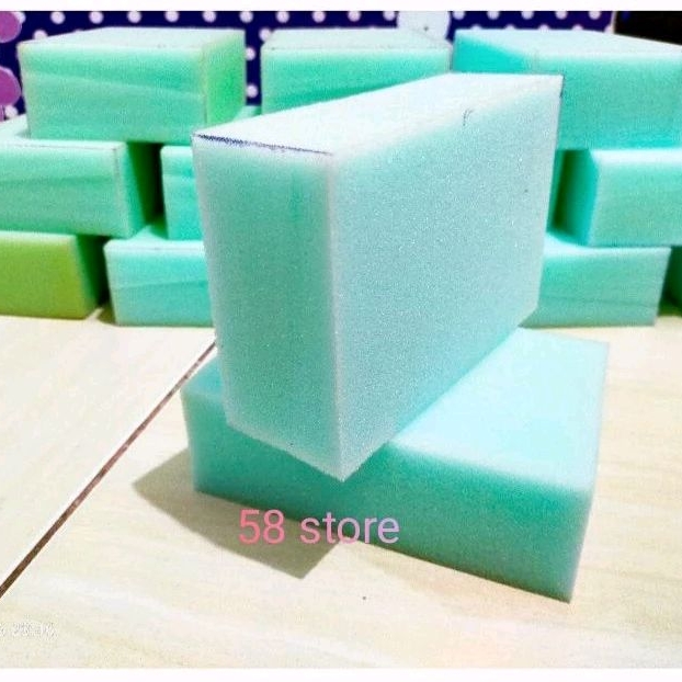 Spons Busa Untuk Mandikan Ayam