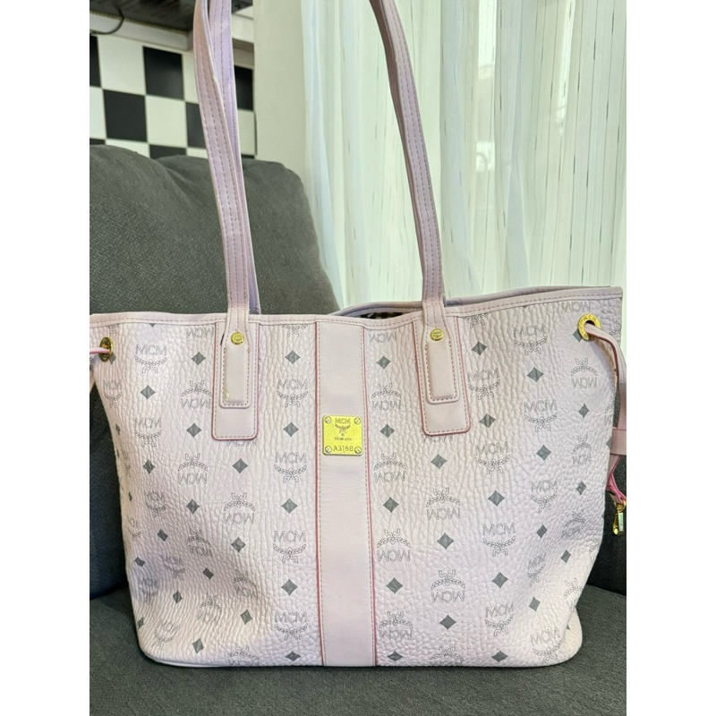 preloved auth original mcm tote bag VGC