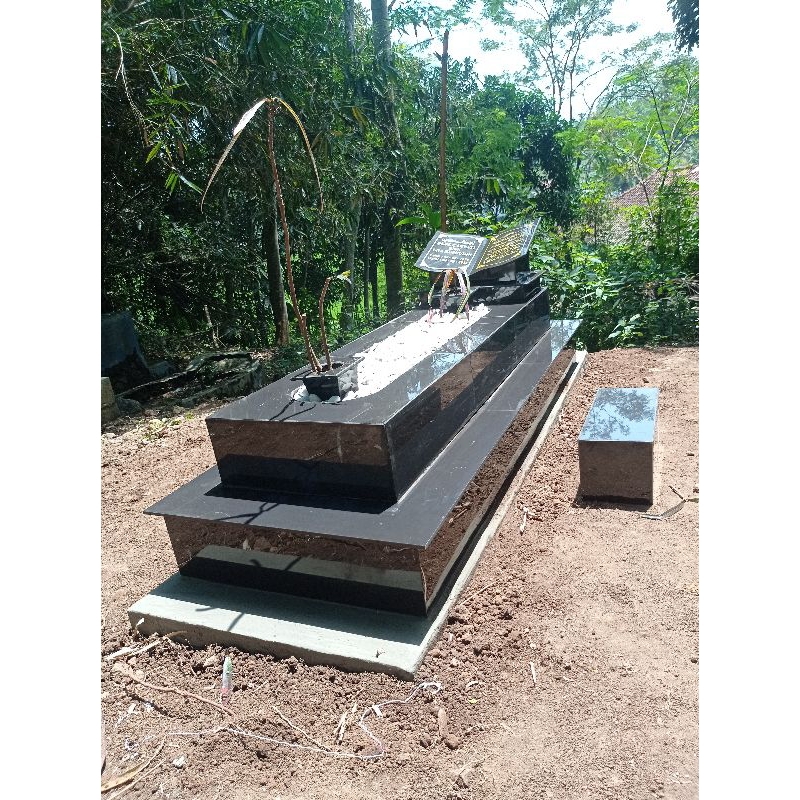 BERGARANSI FULL MAKAM TANPA DUDUKAN KEPALA