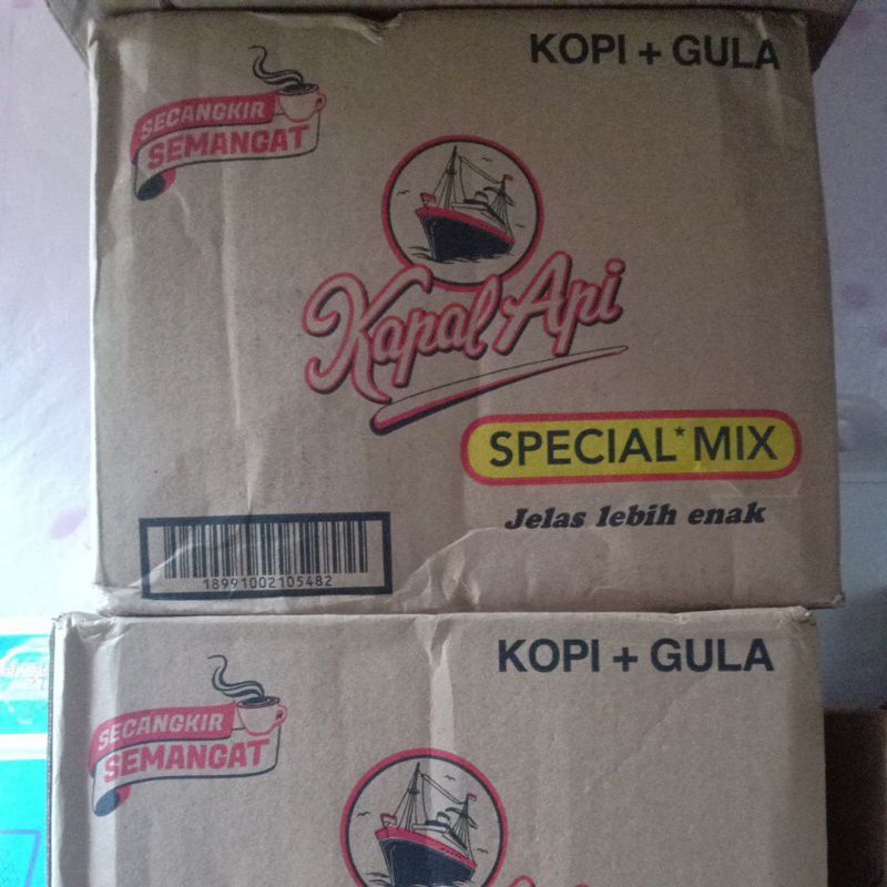 

Kopi Kapal Api Spesial Mix 1 Karton (Isi 12 Renteng x 10 Bungkus)