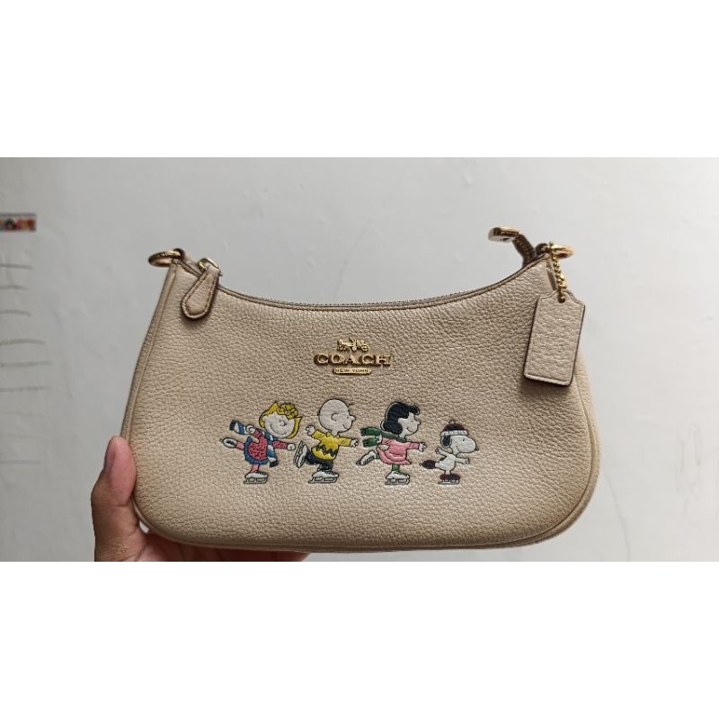 preloved Coach Teri Shouler bag Coach x Peanuts HARGA NETT