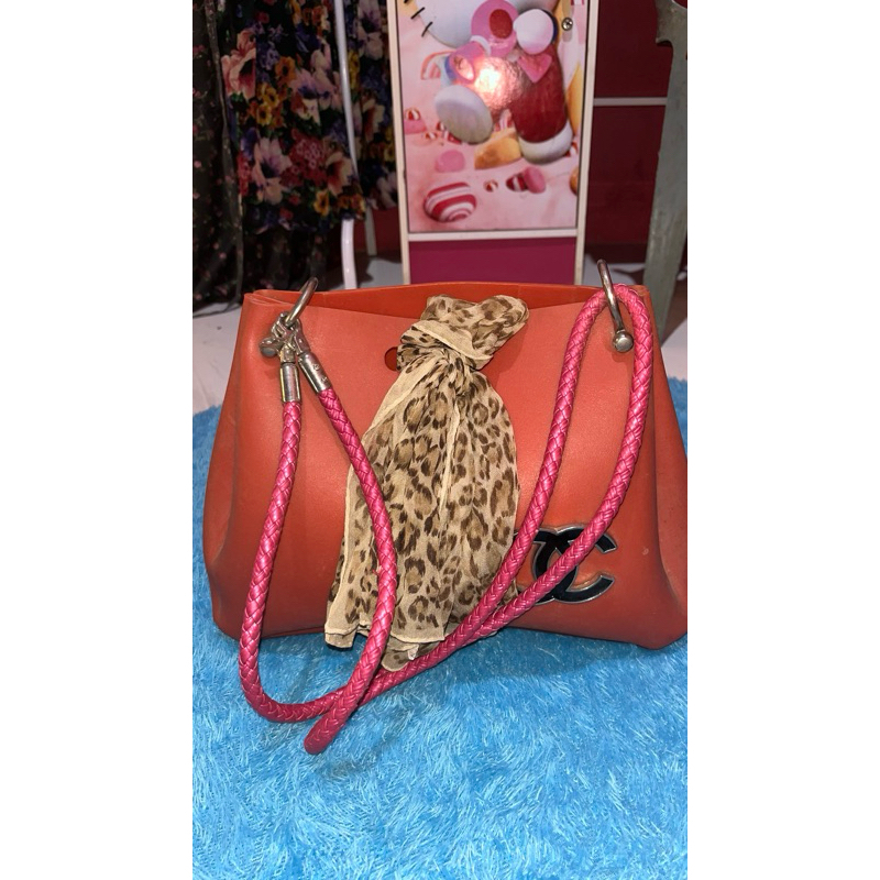 tas jelly merah no gliter butuh mandi