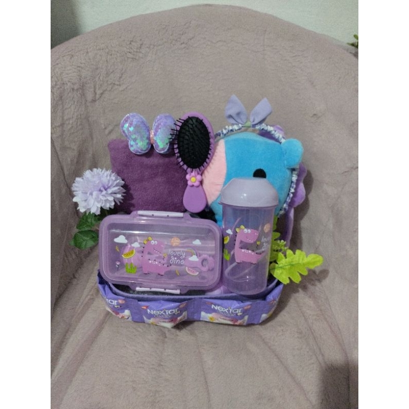Hampers Anak Cewek Usia 1-10 Tahun Kado Ultah Anak Perempuan Ungu