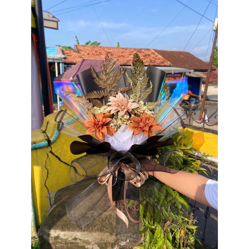

Bucket edelweiss palembang | bucket edelweiss mix artificial flowers harga 125.000
