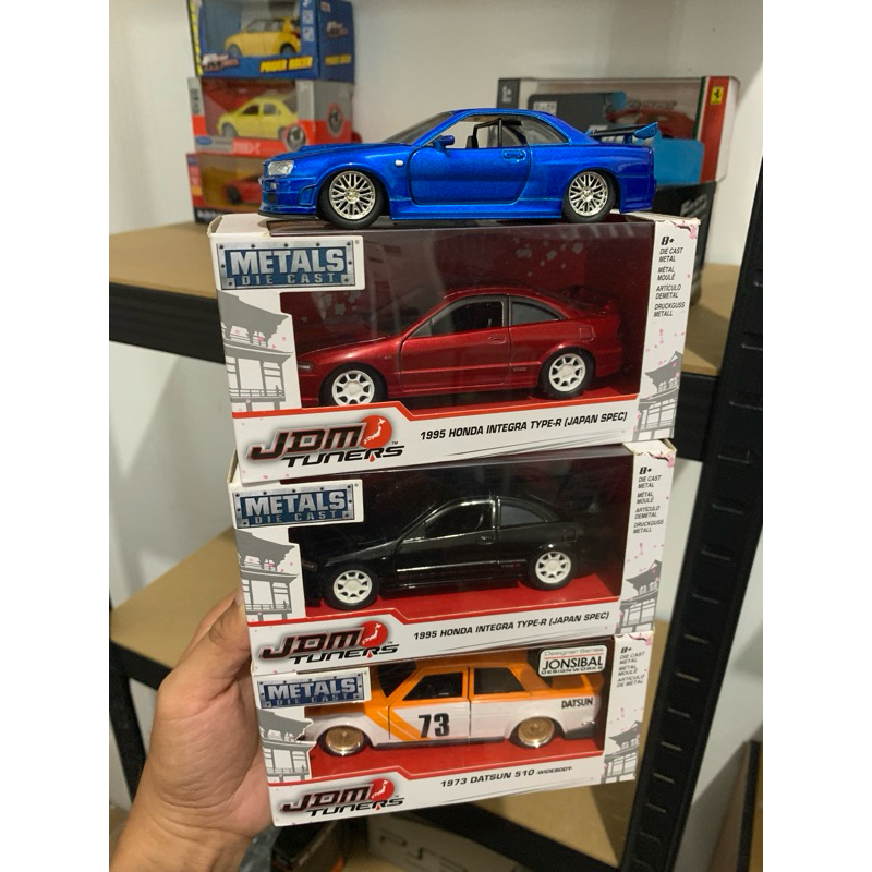 JADA 1:32 integra datsun free R34