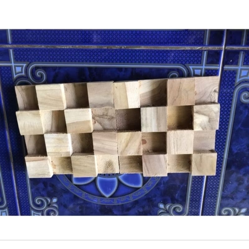 Dinding panel kayu jati