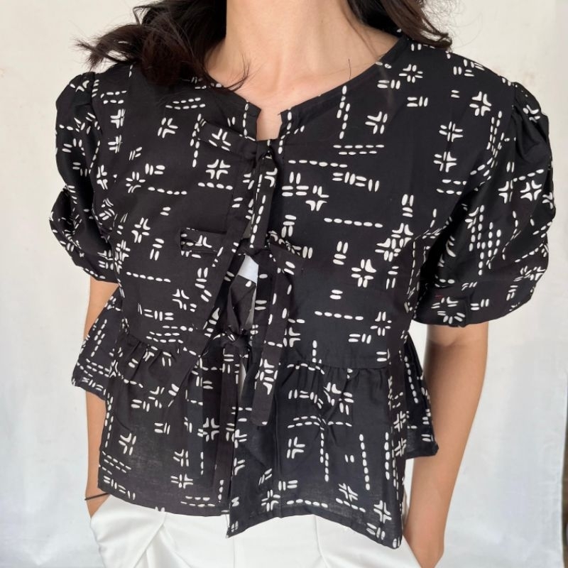 Arunika Hitam / Coquette / Outer Batik