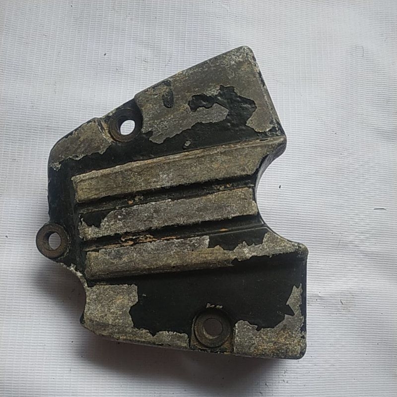 Tutup cover gear gir depan yamaha alfa