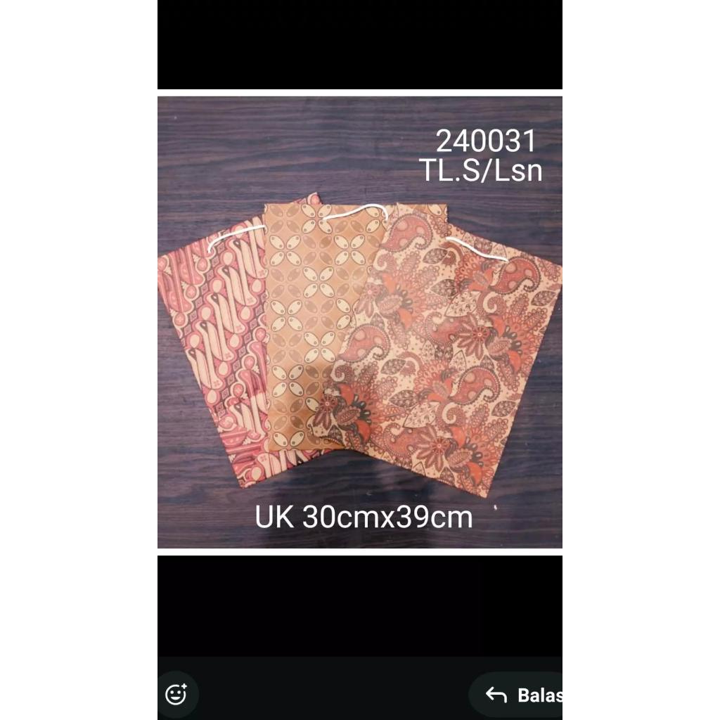 

PAPPER BAG COKELAT MOTIF BATIK (12 PCS)