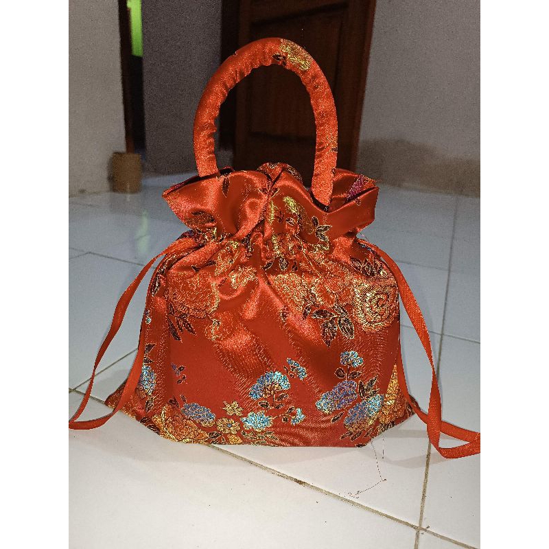 Tas Serut Kain Imlek / Braided Satin Bag Hampers Imlek Kantong Pouch Serut Imlek CNY premium