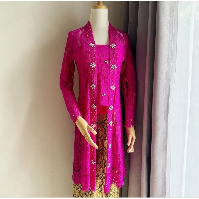 kebaya moderen kebaya kutubaru moderen kebaya kondangan kebaya lamaran kebaya pesta kebaya wisuda ke